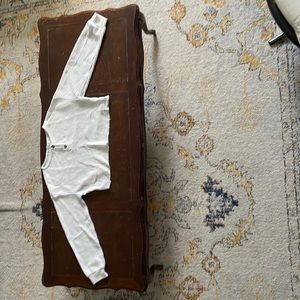 Only available in Lindsay Ontario for pick up.